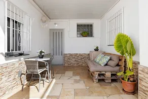 Flat with garden, barbecue & terrace | City view - Image 3