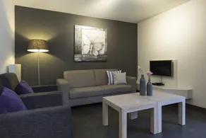 Villa with garden, terrace & pool | Pet-friendly - Image 2