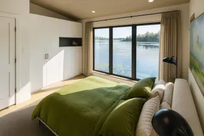 Family-oriented pleasant holiday home with barbeque | Water view - Image 4