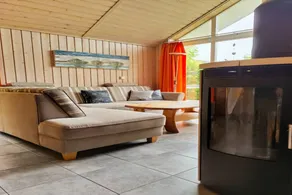 Children-friendly charming holiday home with barbecue, sauna & hot tub | Next to the beach - Image 2