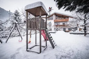 Appartement de vacances avec jardin, terrasse et barbecue | Vue jardin - Image 4