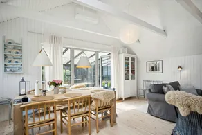 Cozy summer house close to the beach - Image 4