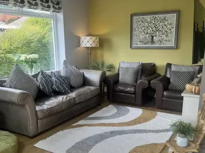 Cottage with garden & jacuzzi - Image 4