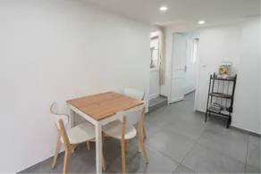 Pleasant apartment with garden | Garden view - Image 3