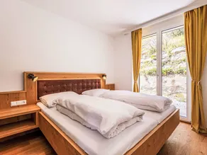 Apartment with terrace & garden | Mountain view - Image 3