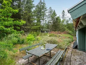 Child-friendly holiday home with sauna - Image 4