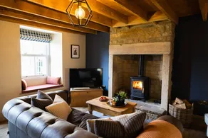 Children-friendly cottage with garden - Image 5