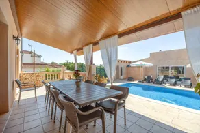 House with private pool, terrace & barbecue - Image 2