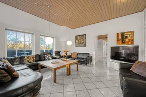 Family-oriented house with BBQ, pool & sauna | Pet-friendly - Image 4