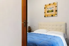 Chambre privée avec terrasse et jardin - Image 4