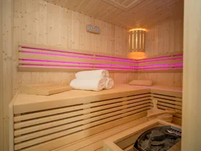 Voll ausgestattetes geräumiges Ferienhaus mit Sauna, Garten und Grill - Image 4