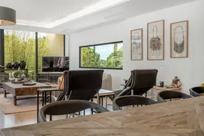 Villa avec terrasse, jacuzzi et jardin - Image 4