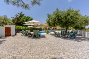Ferienwohnung mit Pool, Garten und Grill | Bergblick - Image 2
