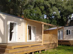 Family-friendly mobile home with pool & terrace - Image 4
