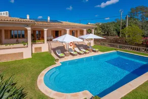 Villa with garden & barbecue - Image 4