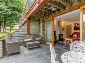 Family-oriented cottage with barbecue, garden & sauna | River view | Pets allowed - Image 2