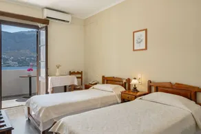 B&B with terrace, pool & garden | Mountain view - Image 3