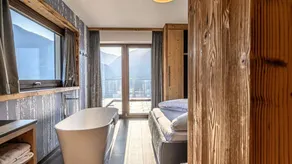 Apartment with sauna, garden & BBQ - Image 4