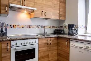 Fully equipped lovely holiday home with terrace, BBQ & garden | Mountain view | Suitable for remote work - Image 4