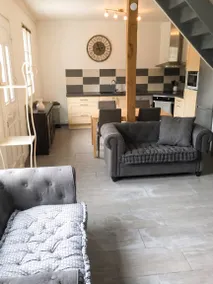 Fully equipped house with terrace, barbeque & garden | Dogs allowed - Image 3