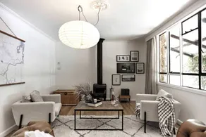 Sweet Off-Grid Cottage with Modern Interior and Exterior in Victoria - Image 2