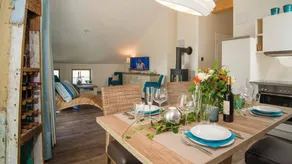 Holiday Apartment With 2 Bedrooms - Image 5