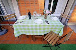 Holiday apartment with barbeque & terrace | River view - Image 5