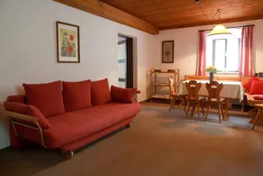 Holiday home with terrace & garden - Image 3