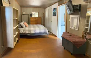 Private room with garden - Image 1