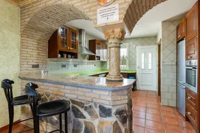Maravillosa casa ideal para familias con terraza, piscina privada y jacuzzi | Vistas al jardín | Se admiten mascotas - Image 3