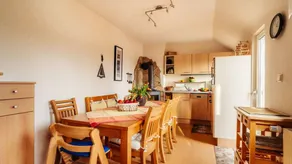 Apartment with barbeque & garden | Garden view - Image 5