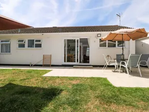 Beach Cottage - Image 3