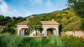 Agréable maison de vacances avec jardin, terrasse et barbecue | Vue mer | Proche de la plage | Avec animaux admis - Image 2