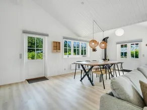 House with 1 room for 5 persons - Image 4