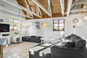 Ample house with hot tub, BBQ & terrace | Pets are welcome - Image 3