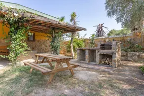 House with barbecue, private pool & garden | Lake view | Good for workation - Image 2