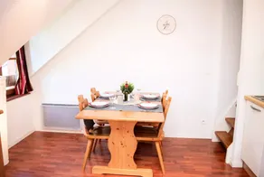 Apartment mit Pool - Image 5