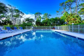 Flat with heated pool, terrace & barbecue - Image 2