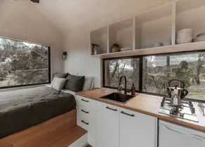 Glorious Tiny House with Lovely Sights in Wallan, Victoria - Image 3