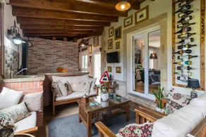 House with terrace, garden & fast internet | Garden view | Perfect for remote work - Image 2
