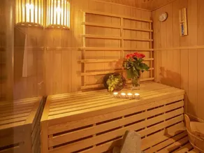 Fully equipped flat with garden, private pool & sauna | Pets allowed - Image 5