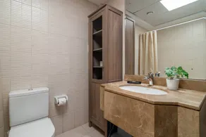 Holiday apartment with pool - Image 5
