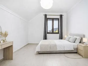 Appartement avec barbecue, terrasse et jardin - Image 4