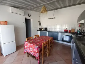 Holiday home with barbecue, terrace & garden | City view - Image 3