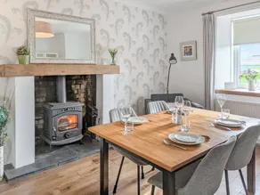Children-friendly wonderful cottage with garden | River view - Image 4