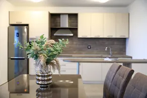 Apartment with barbeque & terrace - Image 2