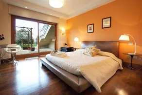 Spacious villa in San Michele with Jacuzzi and shared pool - Image 4