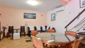 House with garden, private pool & BBQ - Image 4