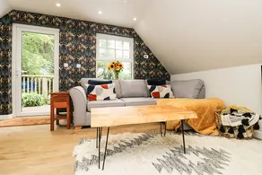 Family-oriented charming cottage with garden & barbeque - Image 5