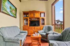 Holiday home with BBQ, terrace & garden | Garden view | Suitable for remote work - Image 5